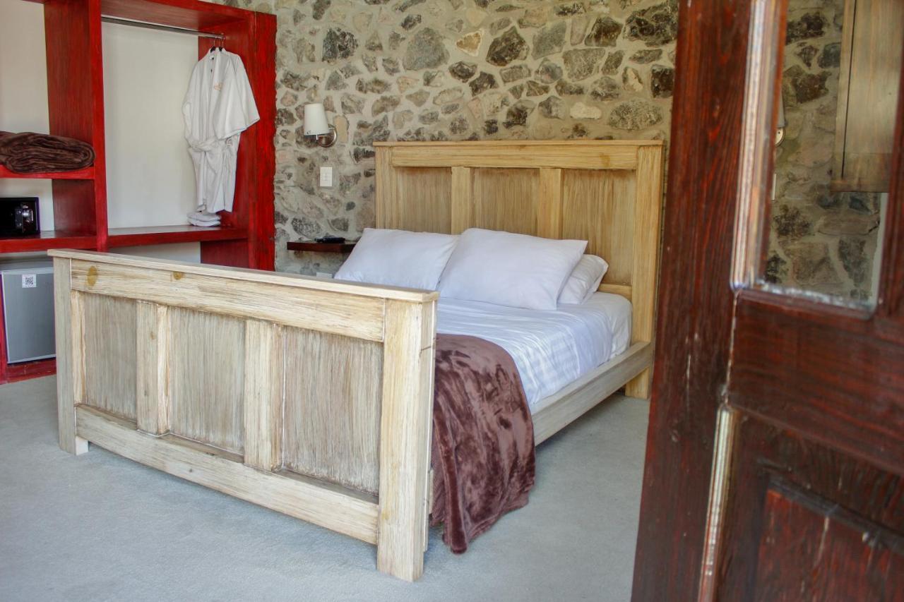 Canaria Hotel