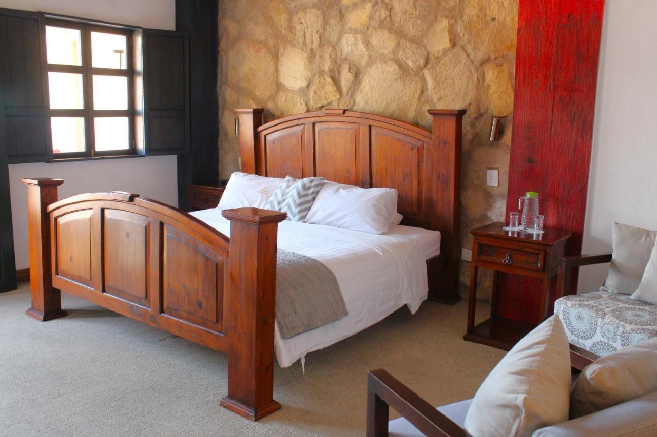 Canaria Hotel 5*