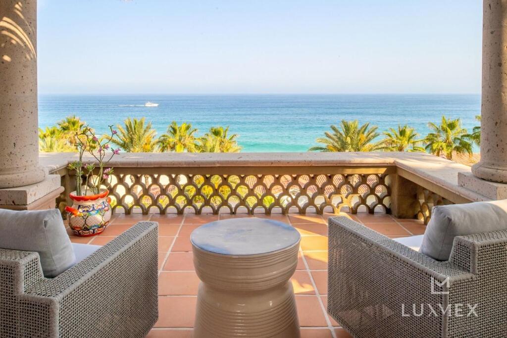 Villa Amazing 5bd Del Mar With Full Staff And Steps From The San Jose del Cabo