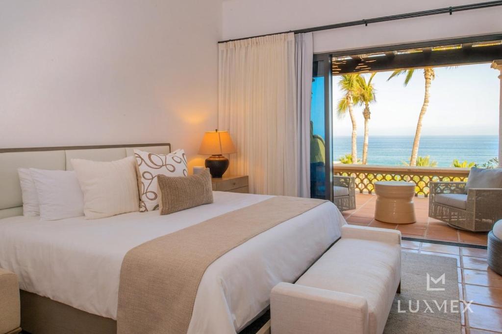 Amazing 5bd Del Mar With Full Staff And Steps From The Villa San Jose del Cabo