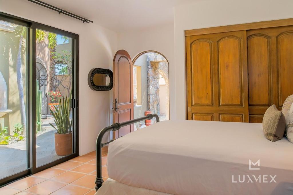 Villa Amazing 5bd Del Mar With Full Staff And Steps From The