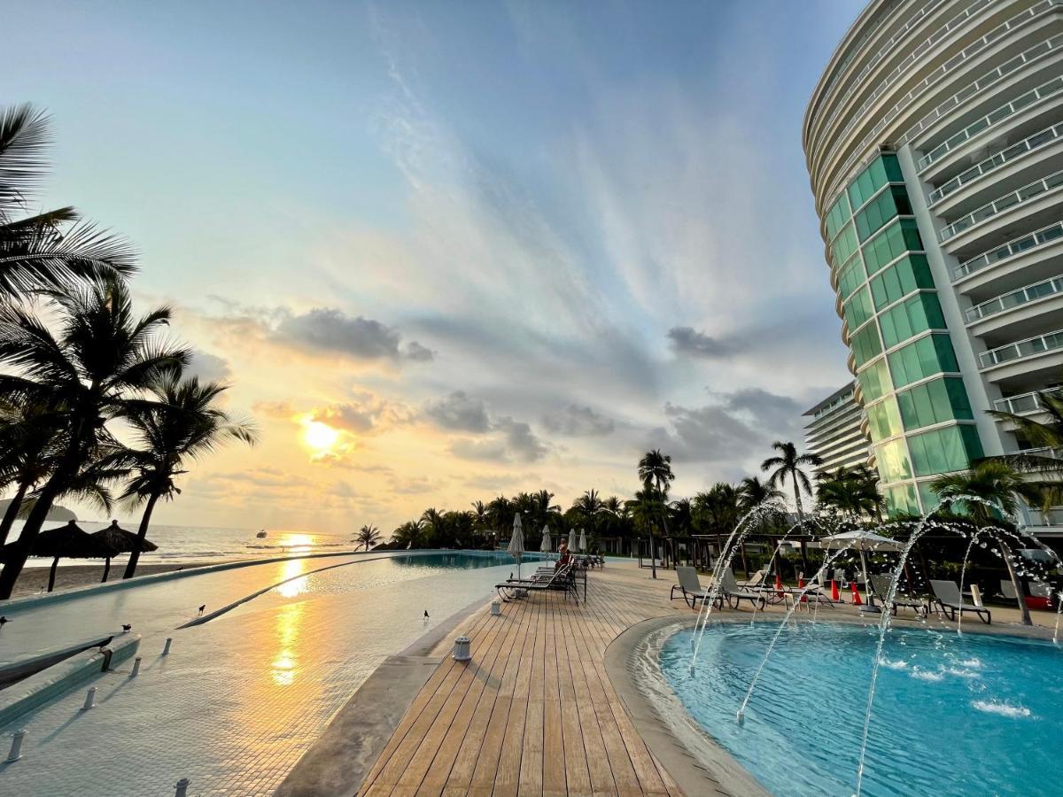 Apartment Bay View Grand Marina 1004s *