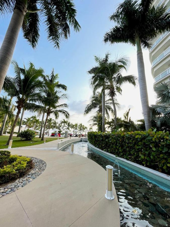 Bay View Grand Marina 1004s Apartment