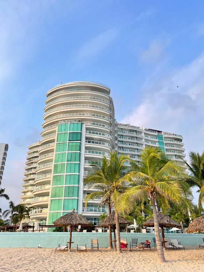 Bay View Grand Marina 1004s Apartment