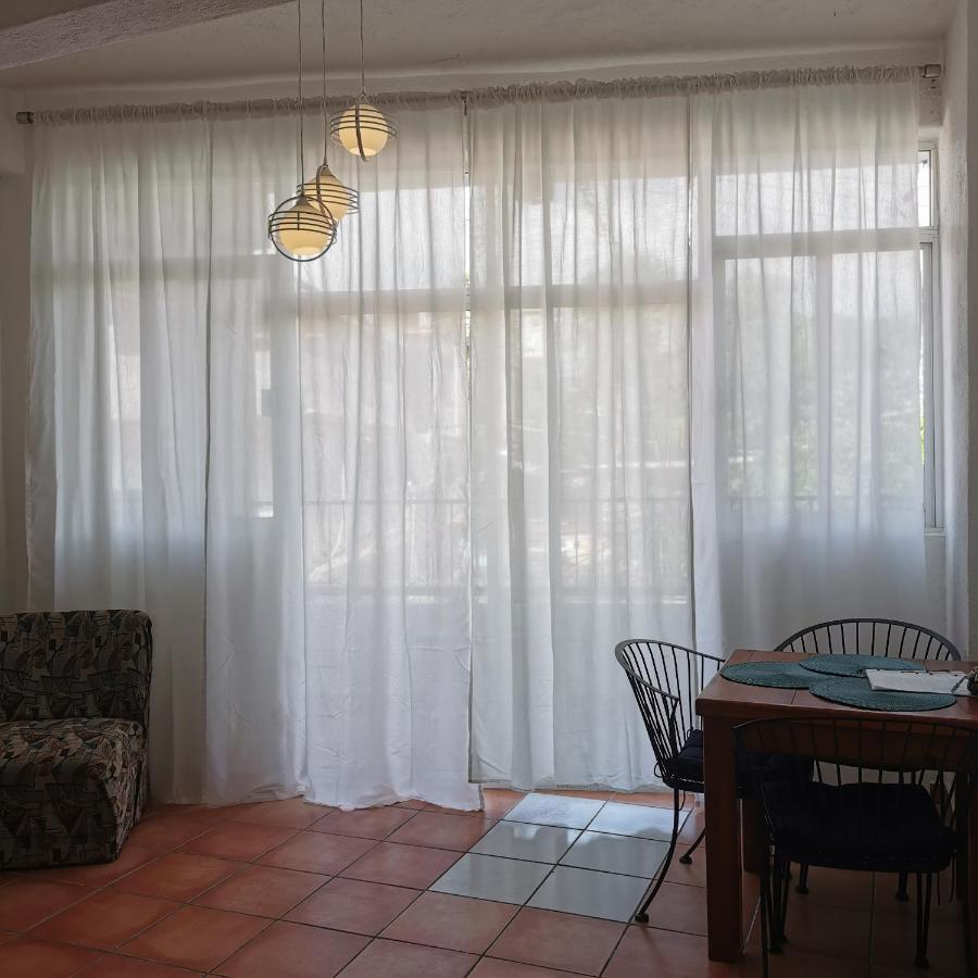 Apartment 1 Bedroom With Ac , Tv , Wi-fi Near Dt And Zihuatanejo