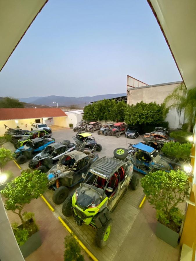 Casa Blanca Hotel