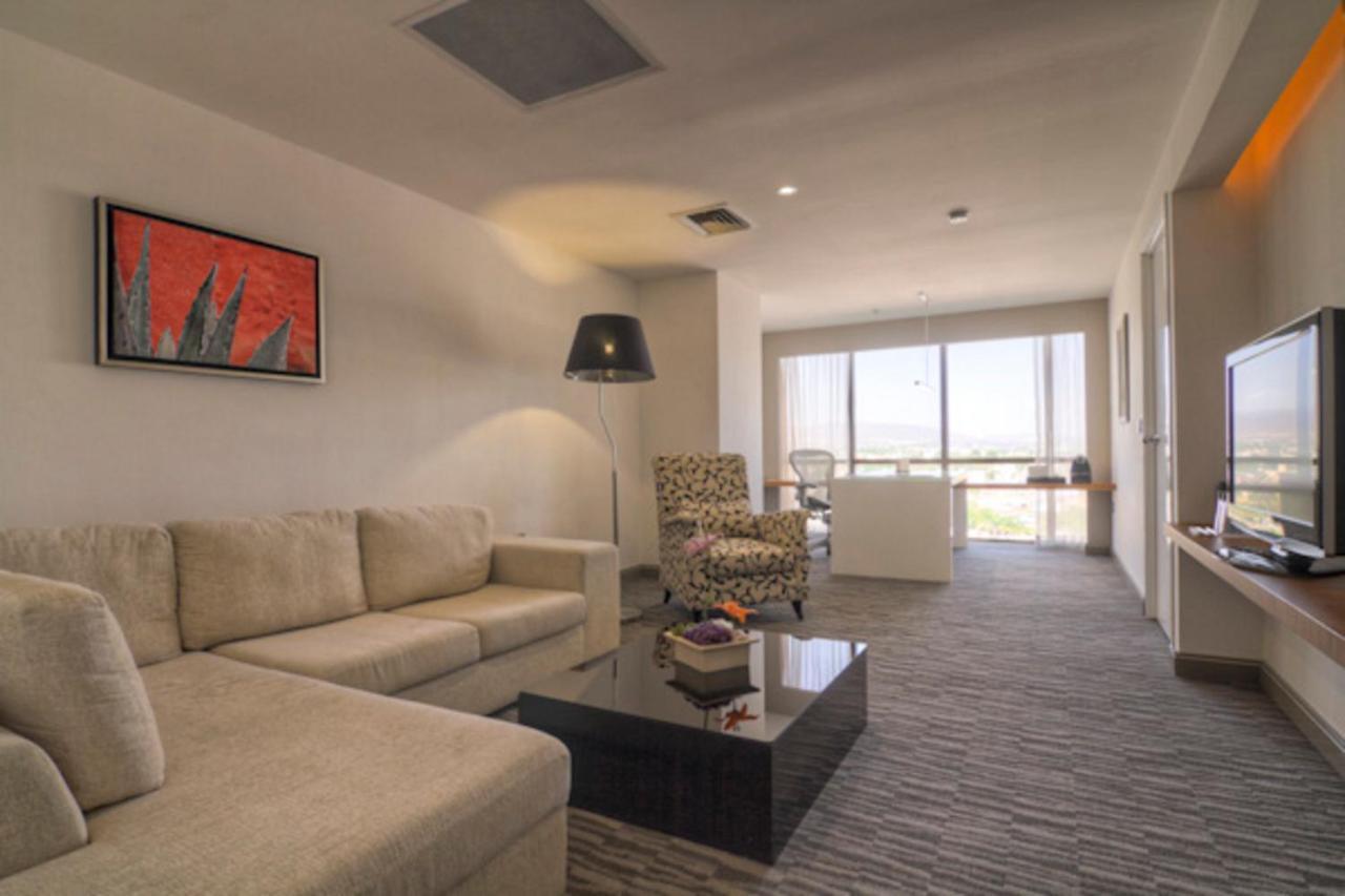 Hotel Presidente Intercontinental Guadalajara By Ihg 4*