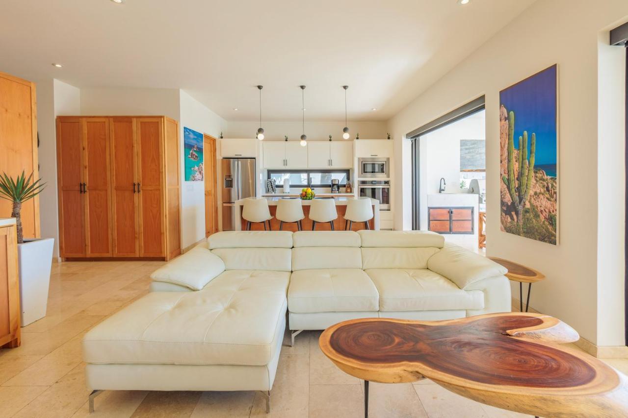 Cerritos Surf Residences Aparthotel