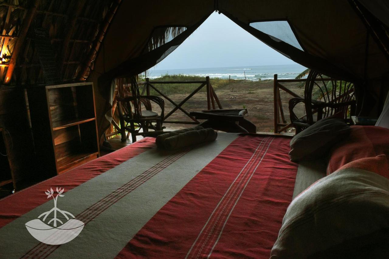 Entremares Lodge *