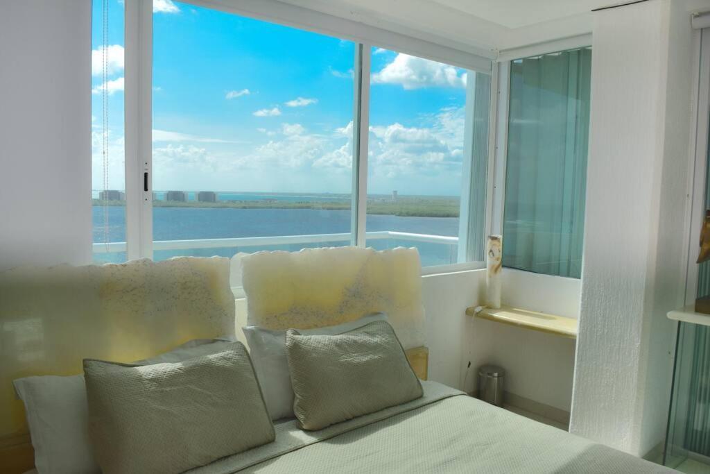 Apartment Estudio A Pie De Playa, Increibles Vistas, Amanecer, Atardecer, Balcon, Gym, Jacuzi, 1807