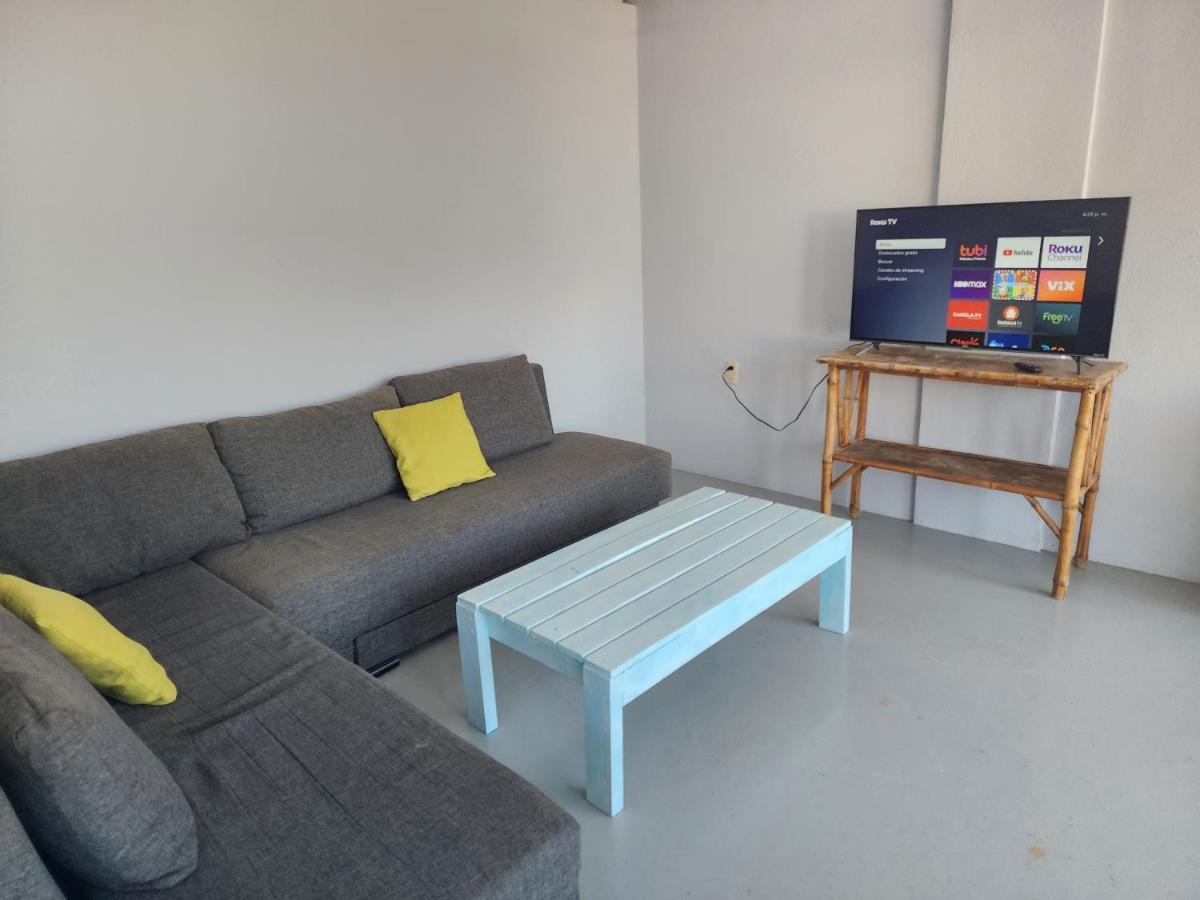 Large And Comfy Apartment, Near Dt And Principal Beach!