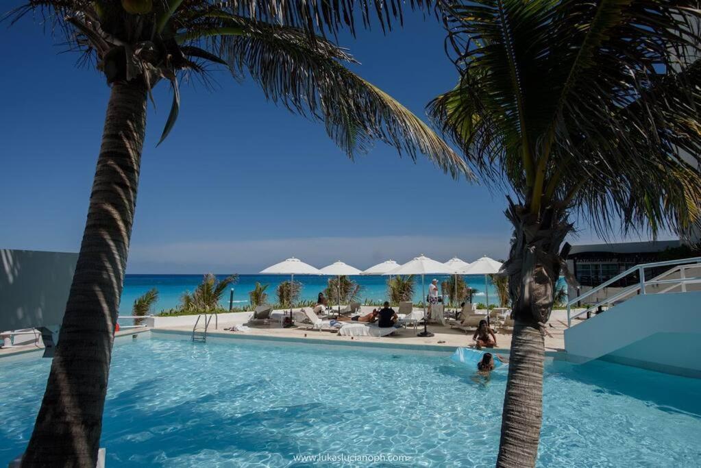 Estudio A Pie De Playa, Increibles Vistas, Amanecer, Atardecer, Balcon, Gym, Jacuzi, 1807 Apartment *