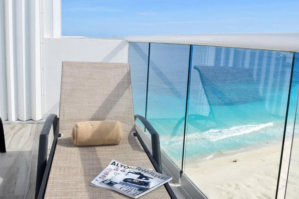Apartment Estudio A Pie De Playa, Increibles Vistas, Amanecer, Atardecer, Balcon, Gym, Jacuzi, 1807 Cancun
