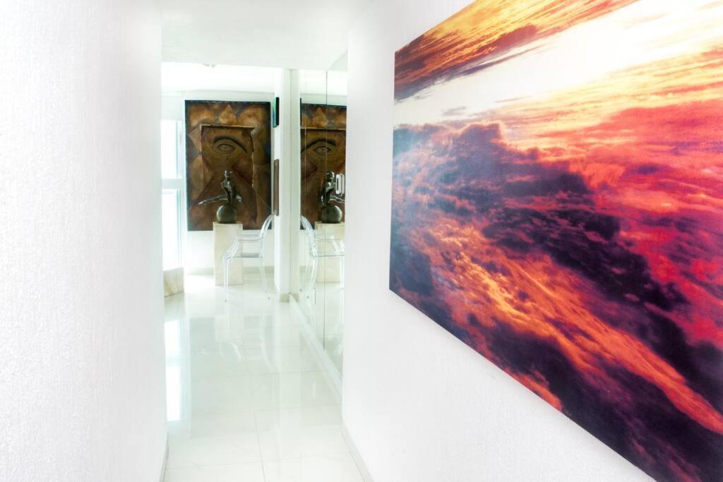 Estudio A Pie De Playa, Increibles Vistas, Amanecer, Atardecer, Balcon, Gym, Jacuzi, 1807 Apartment *