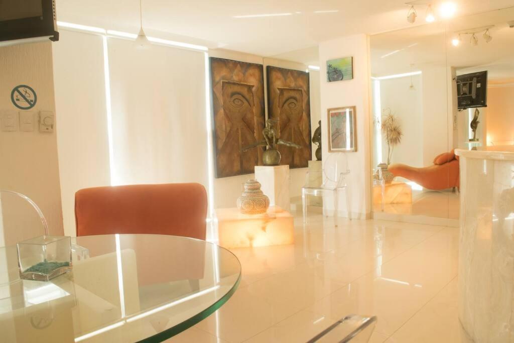Apartment Estudio A Pie De Playa, Increibles Vistas, Amanecer, Atardecer, Balcon, Gym, Jacuzi, 1807 Cancun