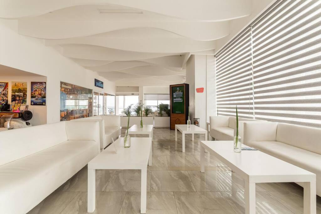Ocean Front 2c, New Listing Apartment *