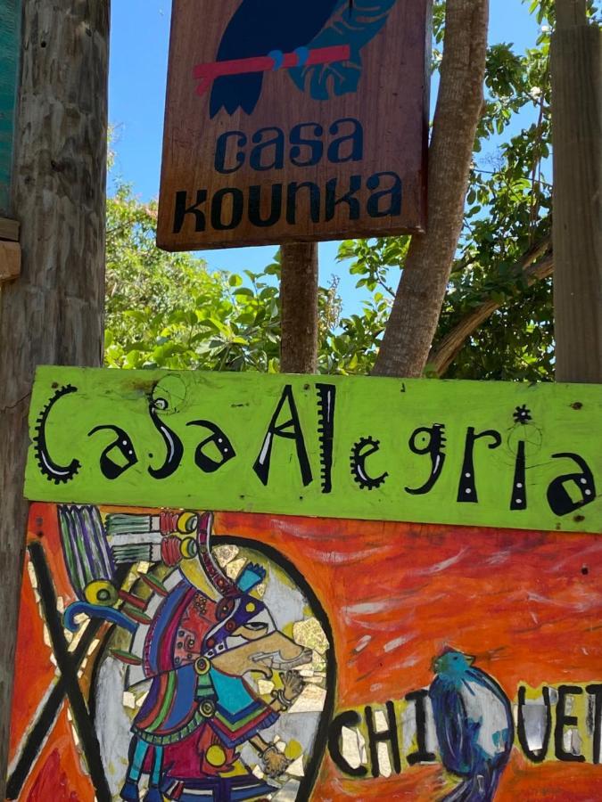 Casa Alegria - Wow Views, Sunset, Beach, Pool, Parking Homestay *
