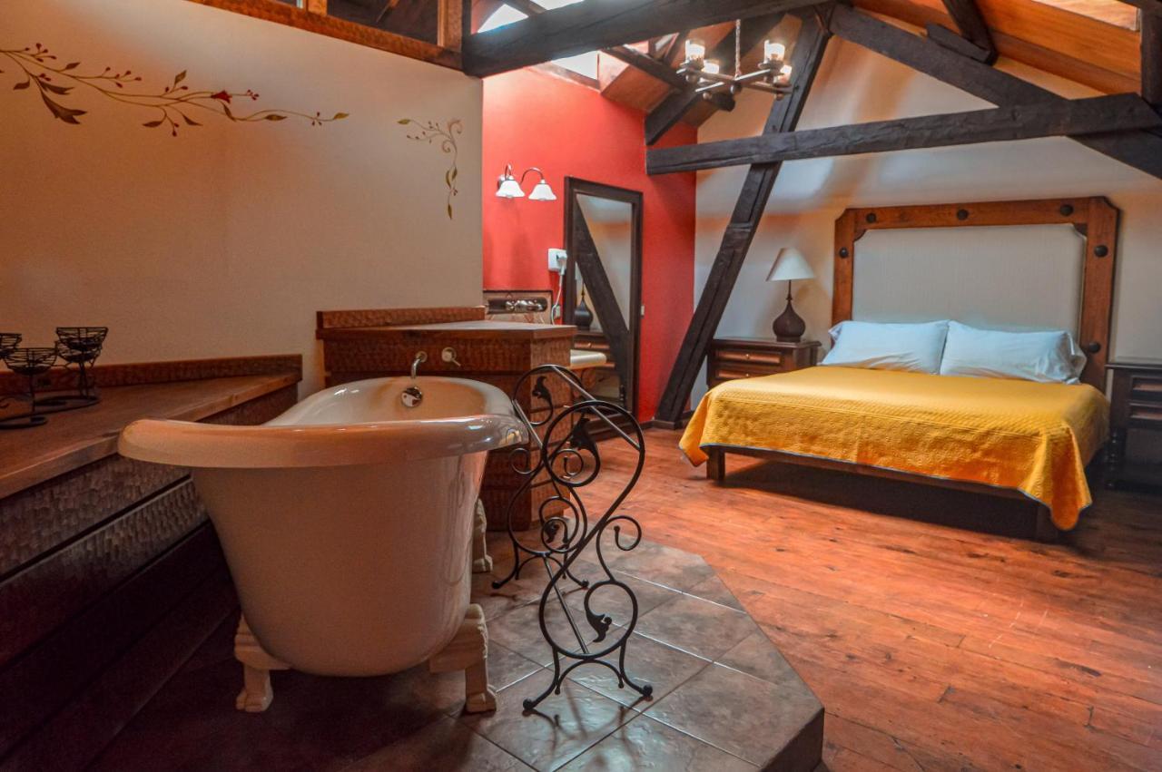Casa De Arcangeles 4*