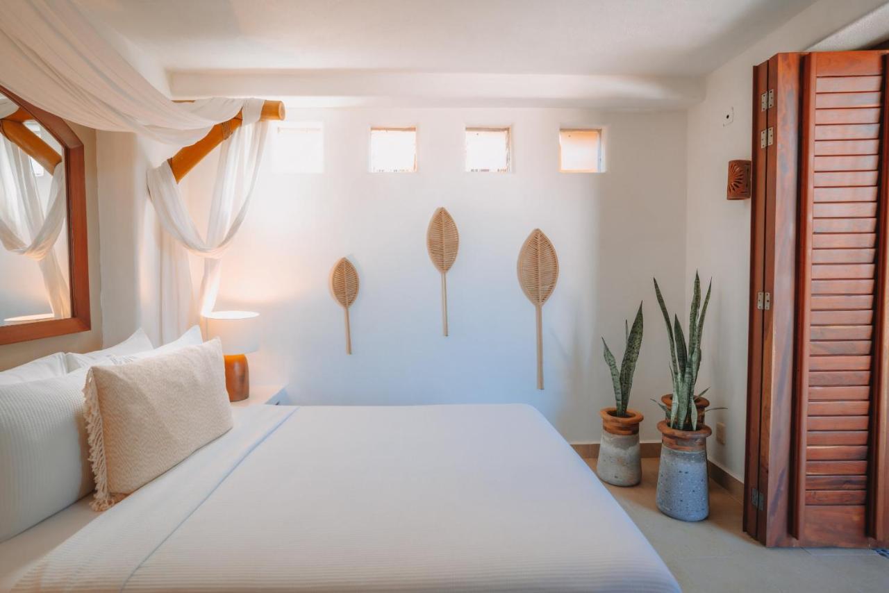 La Luz Zihuatanejo