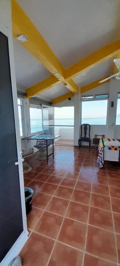 Bed & Breakfast Chula House- *