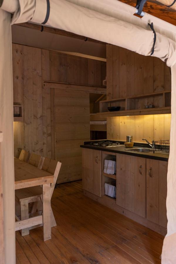 Almendra: De Lujo Lodge