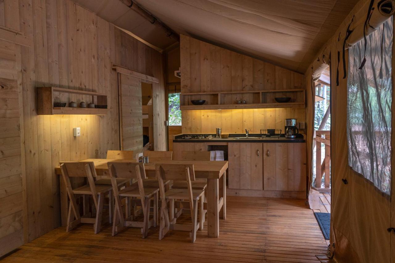 Almendra: De Lujo Lodge
