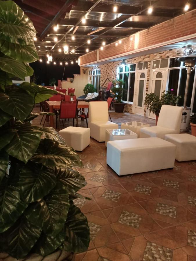 Victoria Piramides Aparthotel 3*