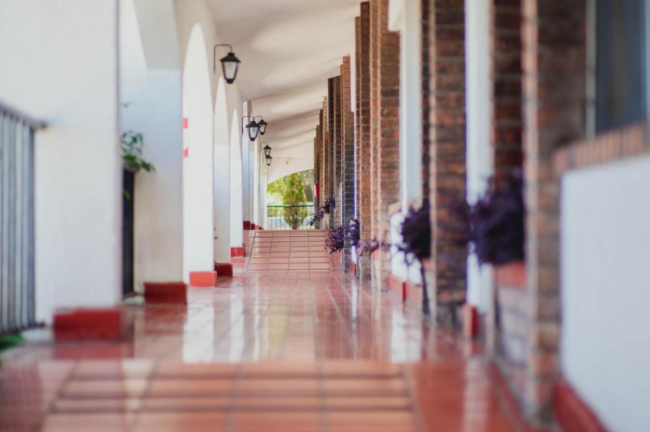La Fuente, Hotel Saltillo