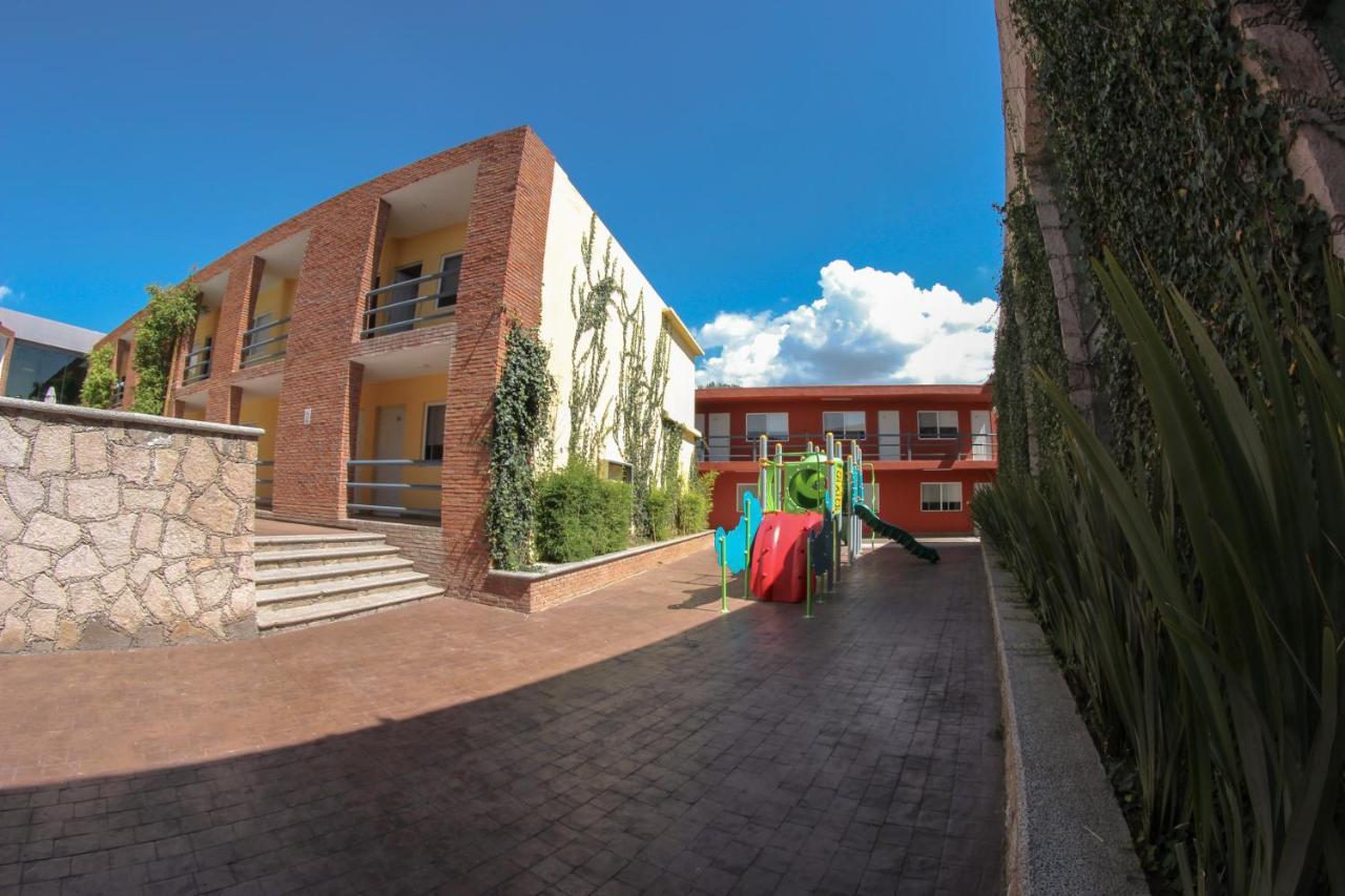 Camino De Piedra Hotel 3*