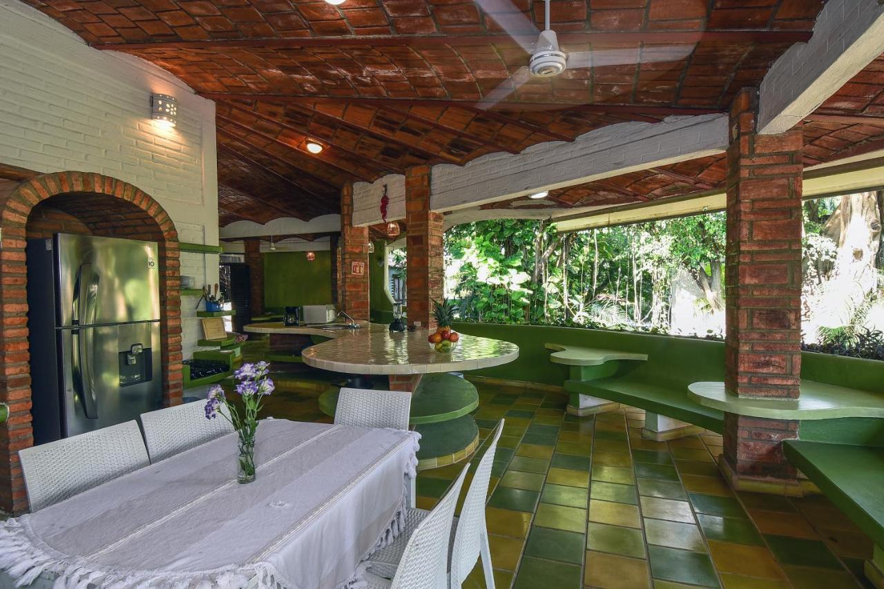 House Apartment *