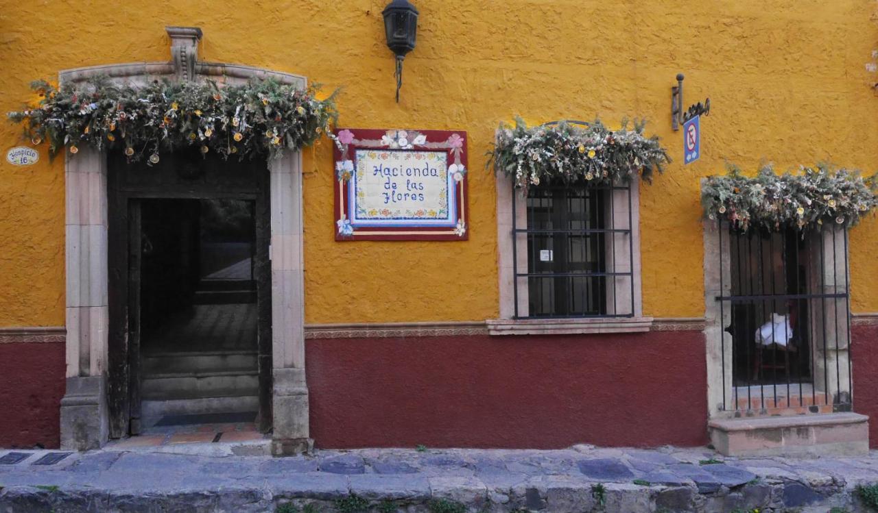 Hacienda De Flores Hotel