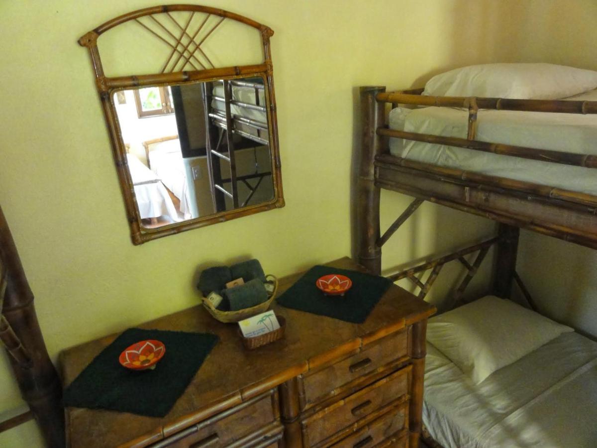 Hostel Point Troncones