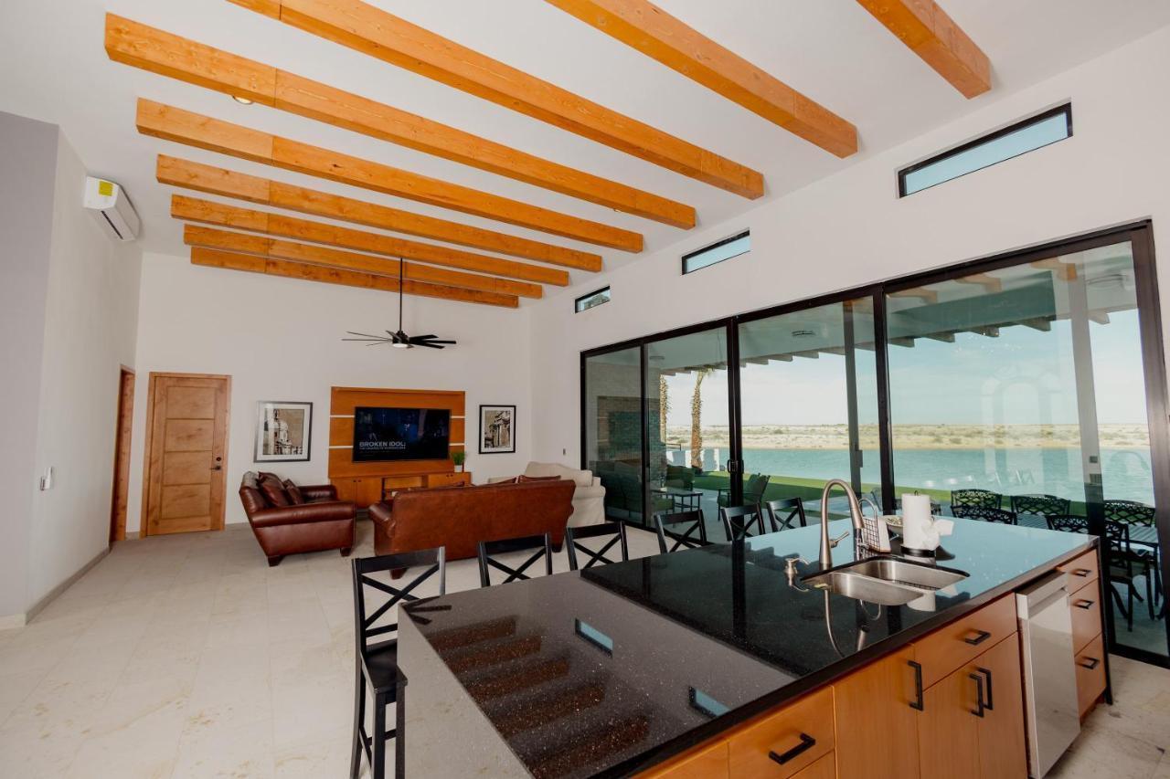 Adora House Holiday home *