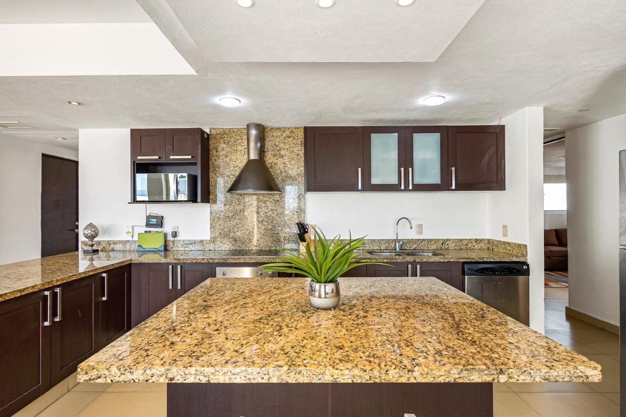 503 Nitta Ph Apartment
