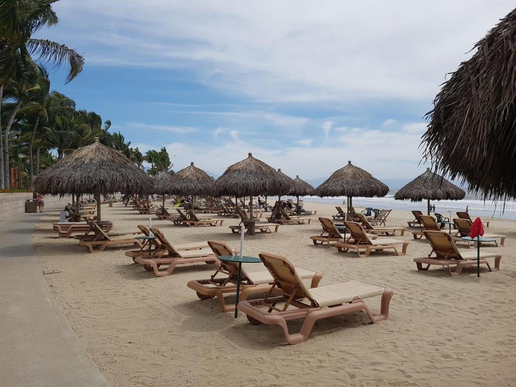 5 Star Lg 1 Bdr Playa Royale Oceanfront- Holiday home *