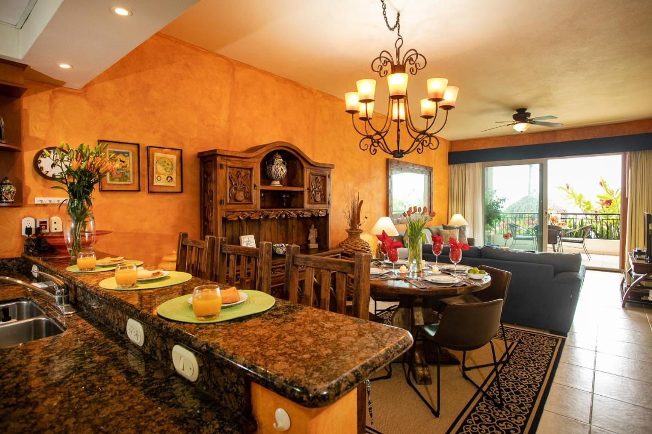 5 Star Lg 1 Bdr Playa Royale Oceanfront- Holiday home