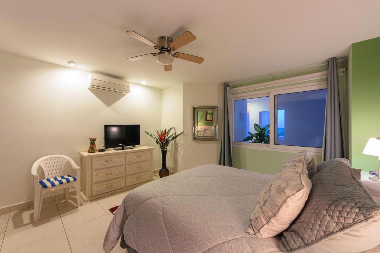 Holiday home Breathtaking Magna Beachfront 3 Bedrooms Sleeps 6