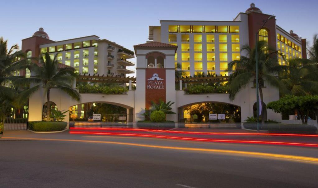 2 Bedroom Five Star Playa Royale Residences Building Nuevo Vallarta