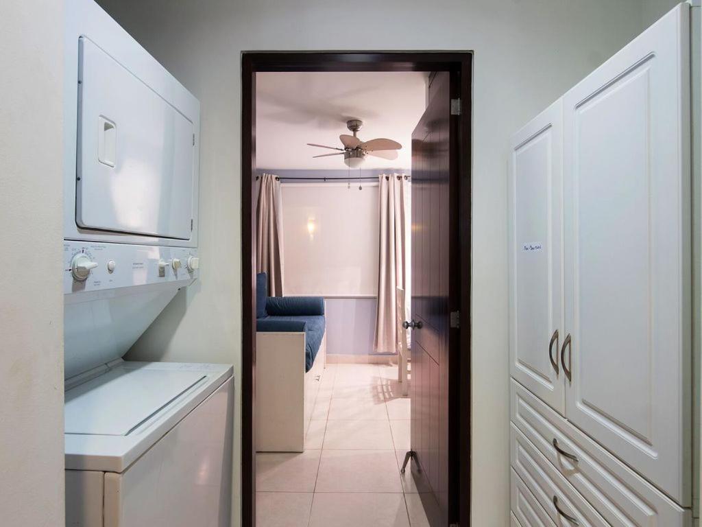 Breathtaking Magna Beachfront 3 Bedrooms Sleeps 6
