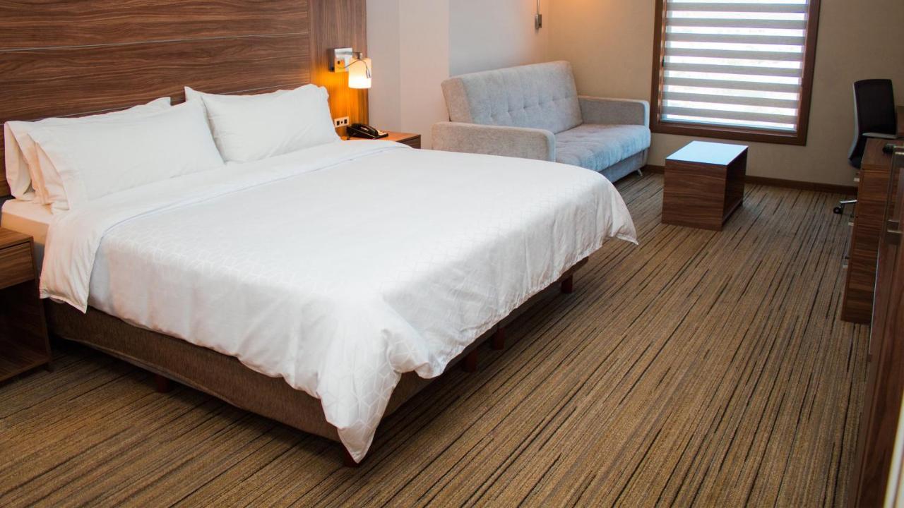 Express By Ihg 5* Guaymas