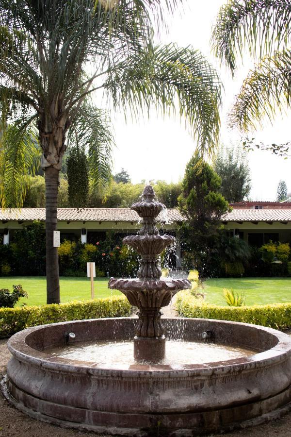La Presa Hotel