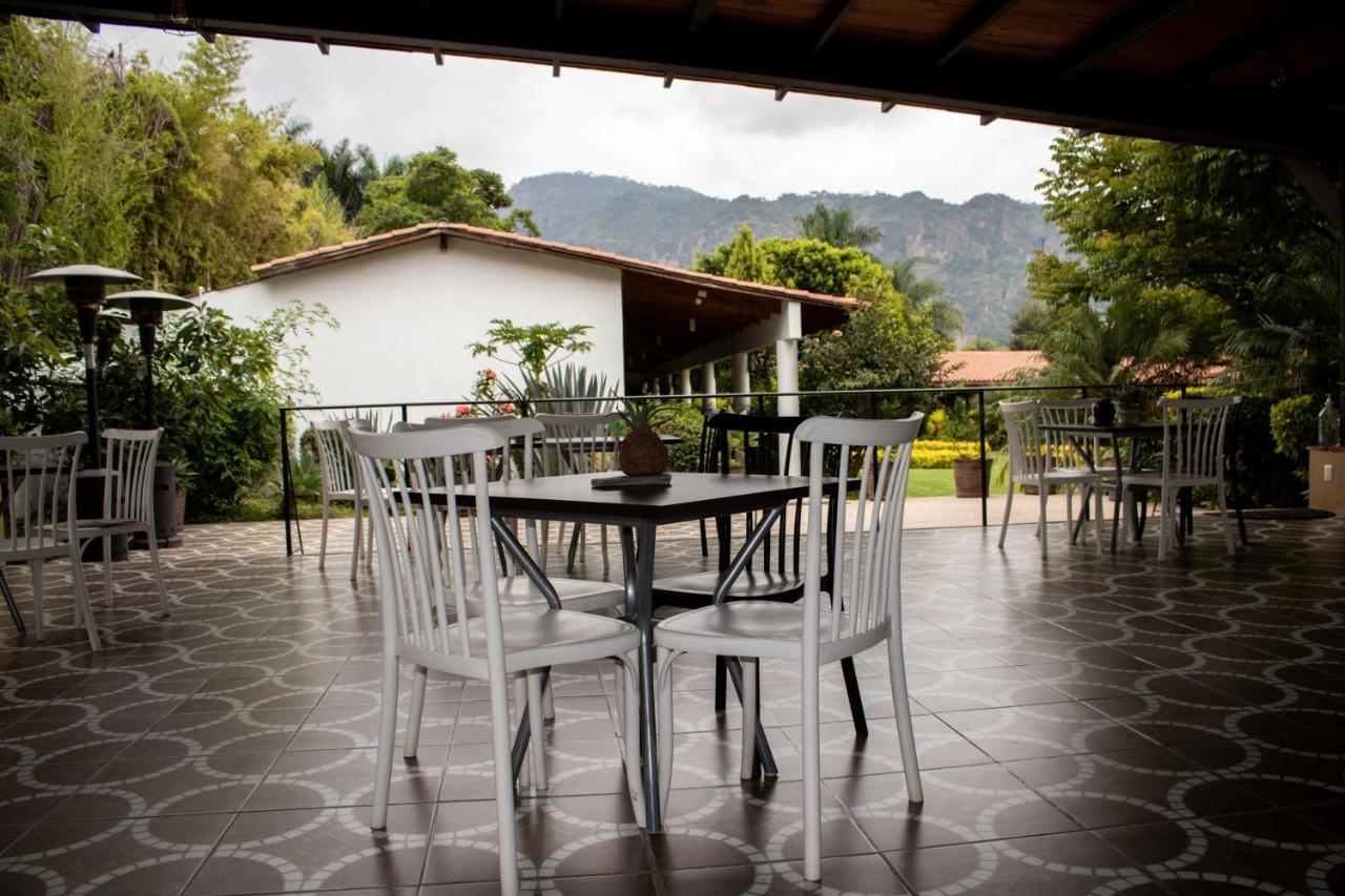 Hotel La Presa