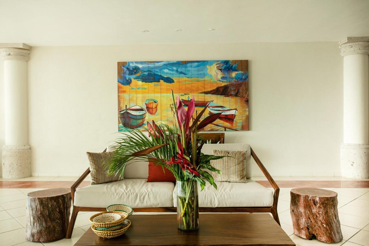 5 Star Lg 1 Bdr Playa Royale Oceanfront- Holiday home *