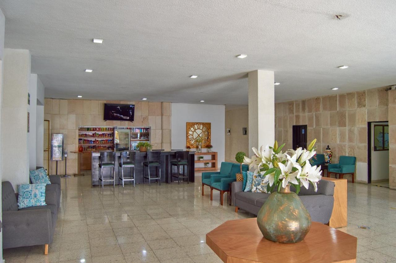 Del Alba & Hotel Aguascalientes