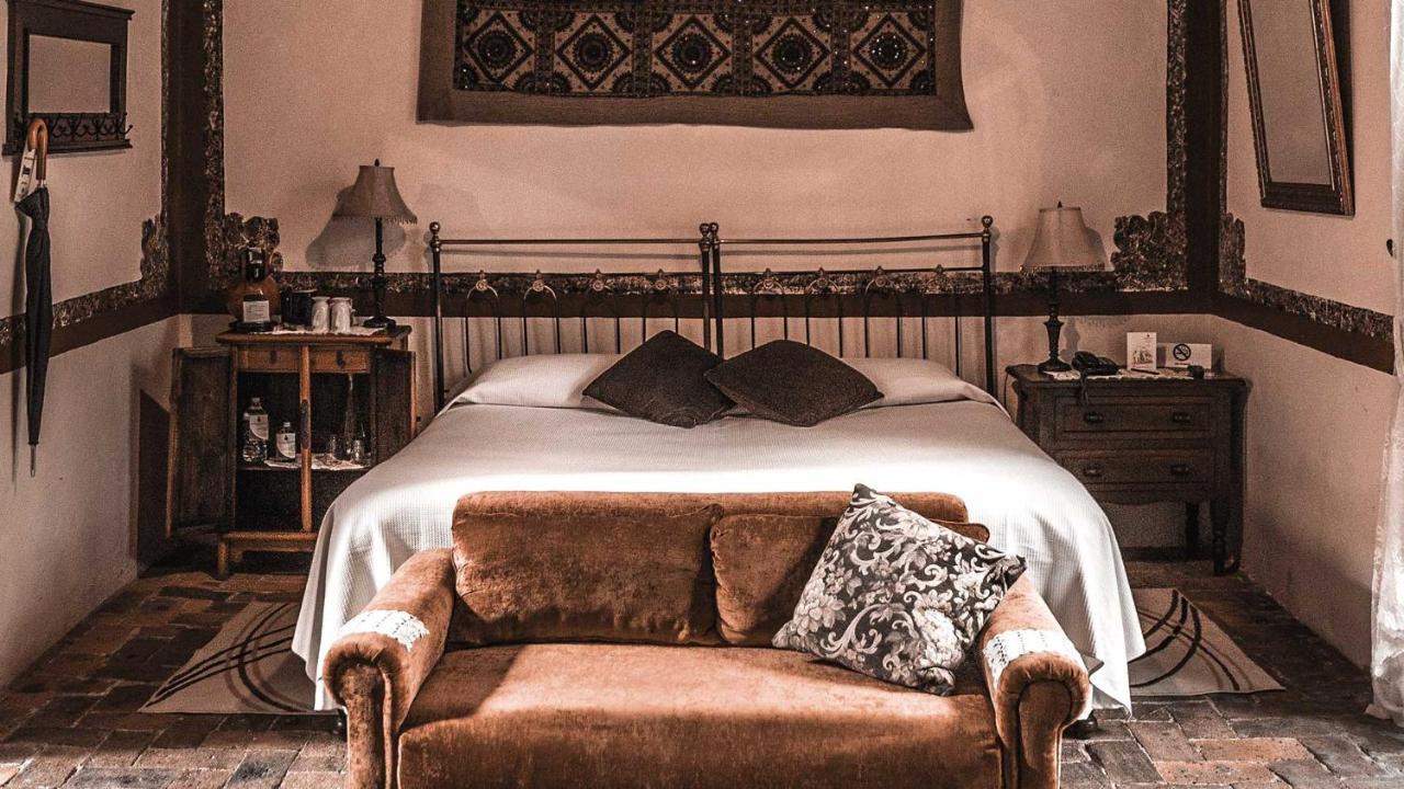 Hacienda Sepulveda & (adults Only) 4*