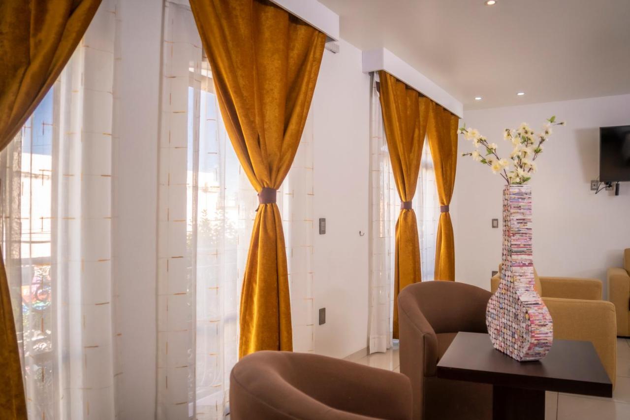 Sanjo Hotel 4*