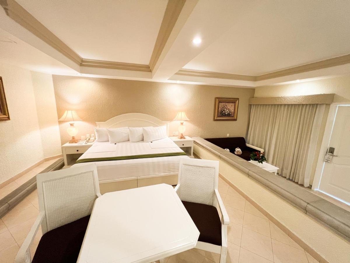 Hotel Excelaris Grand Conventions &