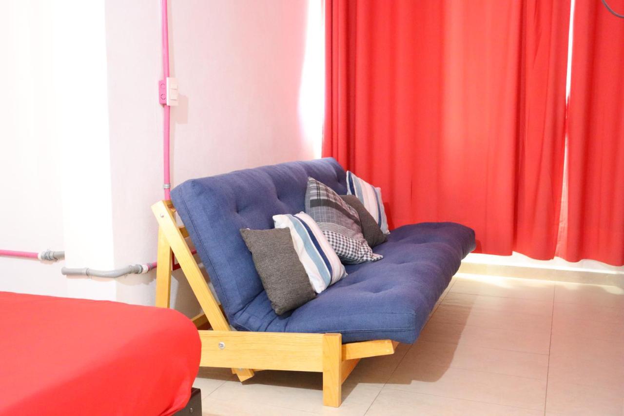 Casa Mandarine , Amazing Private W Balcony, Rooftop, Hammocks, Ac, Smartv, 100mbs! Guest house