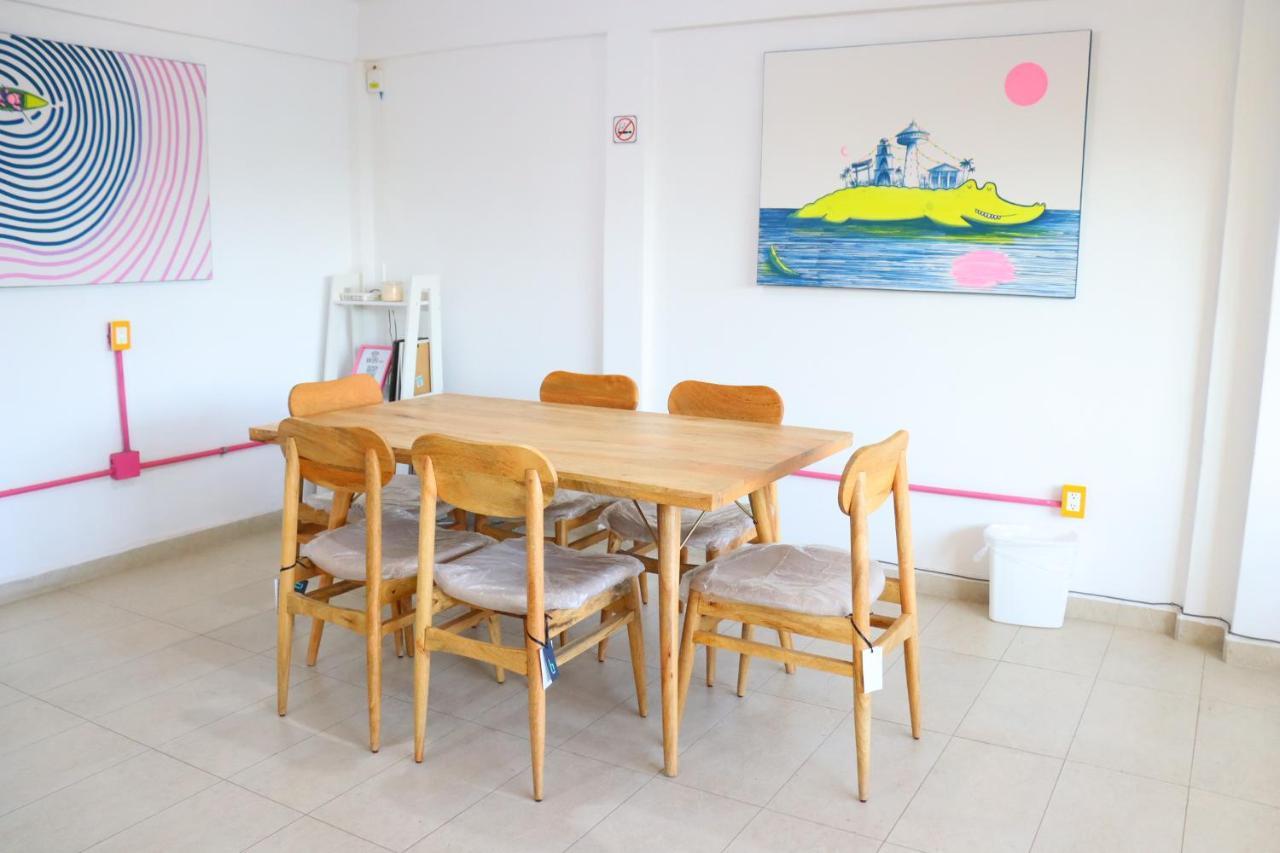 Casa Mandarine , Amazing Private W Balcony, Rooftop, Hammocks, Ac, Smartv, 100mbs! *