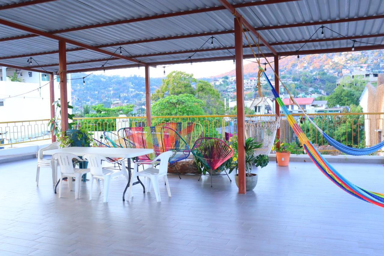 Casa Mandarine , Amazing Private W Balcony, Rooftop, Hammocks, Ac, Smartv, 100mbs! Guest house *